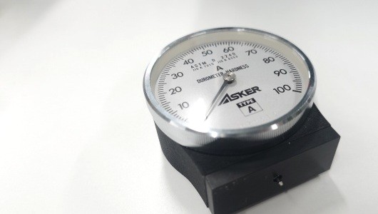 耐燃料油性 体積変化率