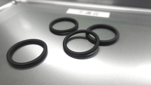 リサイクルゴム